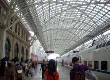 山東青島火車站